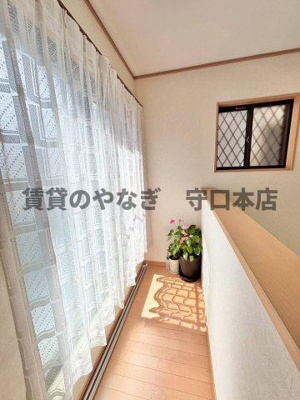 【内装】 | 宝塚市宝梅戸建 | 明るい内装です♪