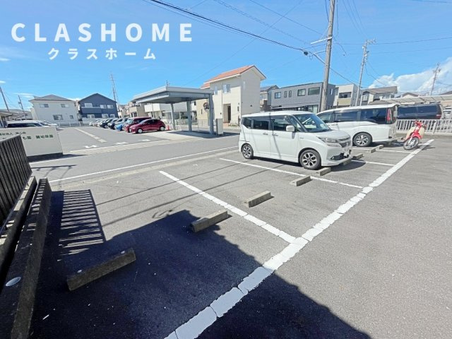 フォレスト神明　B　　　刈谷市近郊の賃貸はクラスホームの駐車場