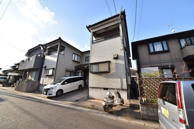 山崎戸建の外観