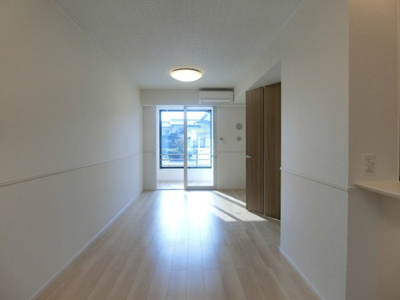 【居間・リビング】 | ヒカルサ境港外江町イーストⅠ