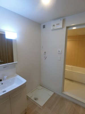 【洗面所】 | ヒカルサ境港外江町イーストⅠ