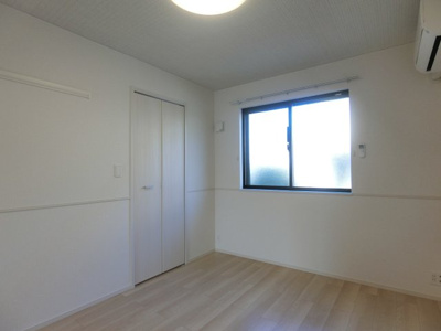 【洋室】 | ヒカルサ境港外江町イーストⅠ