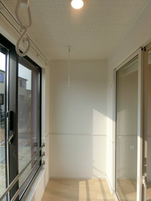 【バルコニー】 | ヒカルサ境港外江町イーストⅡ