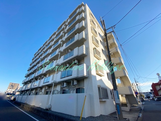 藤沢市湘南台５丁目の賃貸マンションの外観