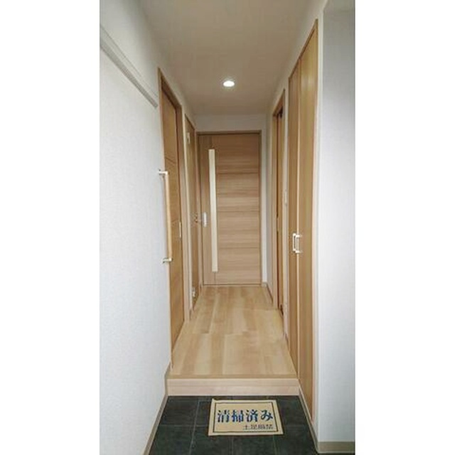 藤沢市湘南台５丁目の賃貸マンションの玄関|お履き物が多い方にもおすすめ♪