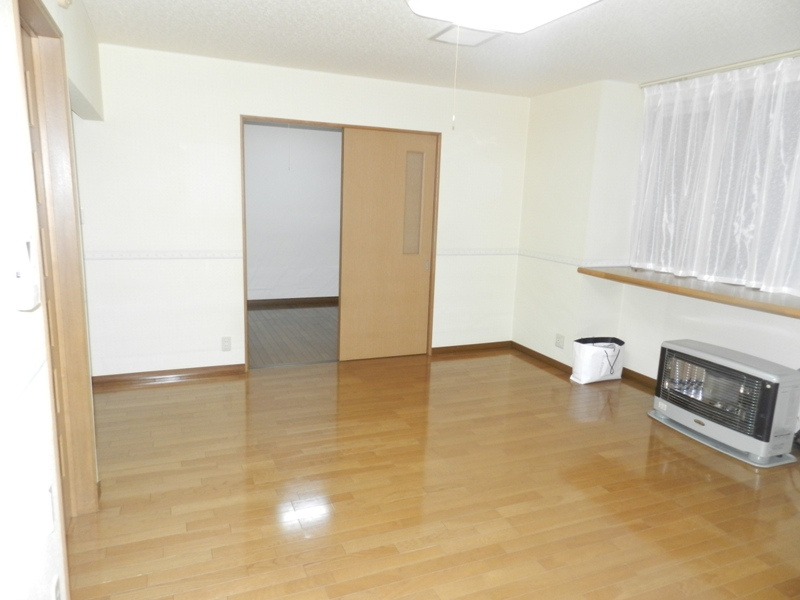 KANARCOURTの居間・リビング