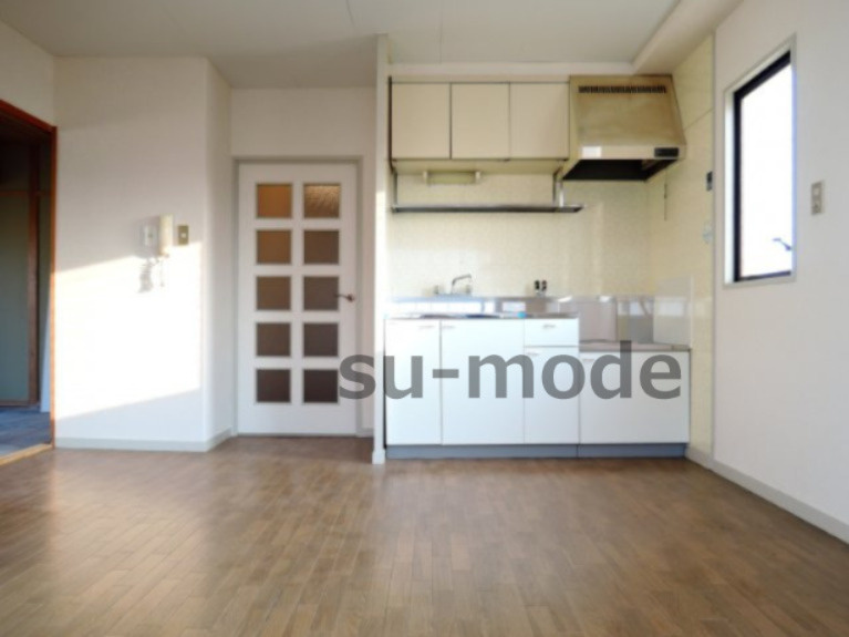 コーポ松政の居間・リビング