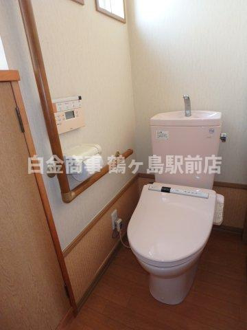 坂戸市八幡中古戸建のトイレ