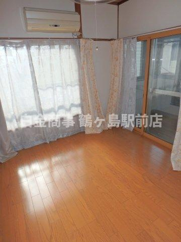 坂戸市八幡中古戸建の洋室