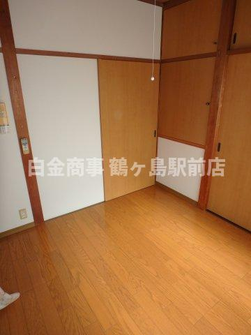 坂戸市八幡中古戸建の洋室