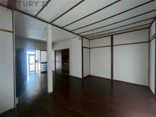 久々知2丁目貸家の居間