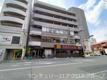 エレベーター付きで高層階も楽々♪