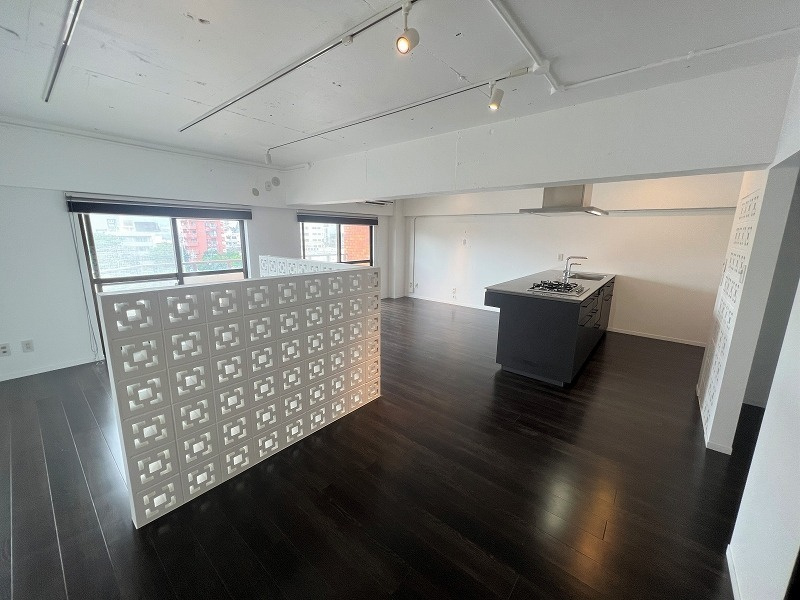 ライオンズマンション牧志の居間・リビング|分譲賃貸｜那覇市牧志｜ライオンズマンション牧志｜アイランドリゾート沖縄