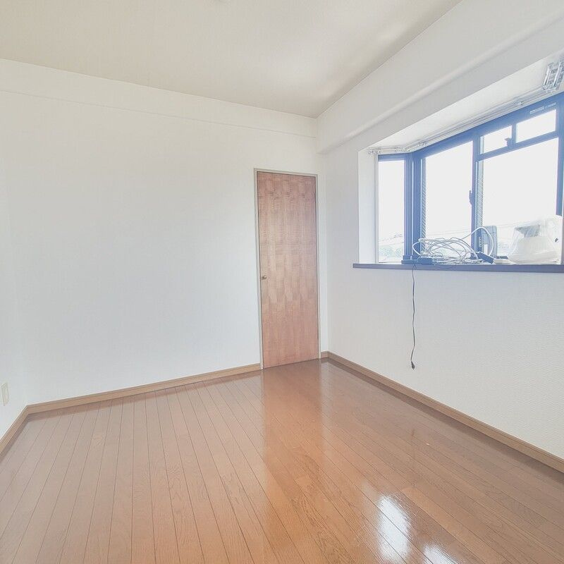 プレジオ坂本の洋室