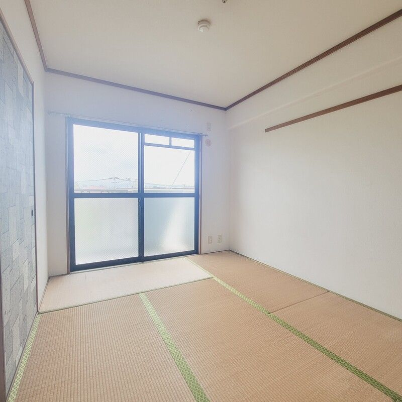 プレジオ坂本の寝室