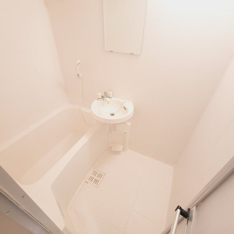 プレジオ坂本の浴室