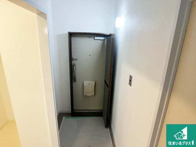 ユニハイム明石の玄関|明るく広々とした玄関！