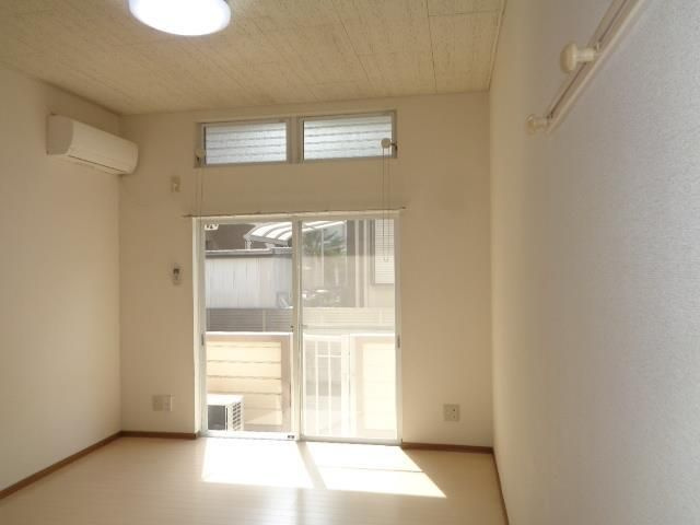 【洋室】プレーンハイツ宮町