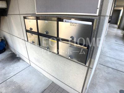 【エントランス】 | プロニティ | 清潔なエントランスです