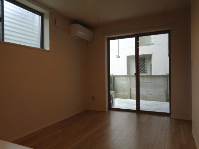 シャローヒルズ小町の居間・リビング