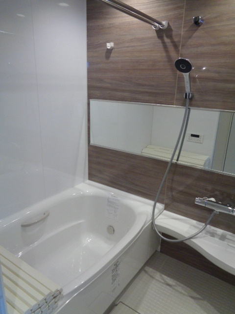 シャローヒルズ小町の浴室