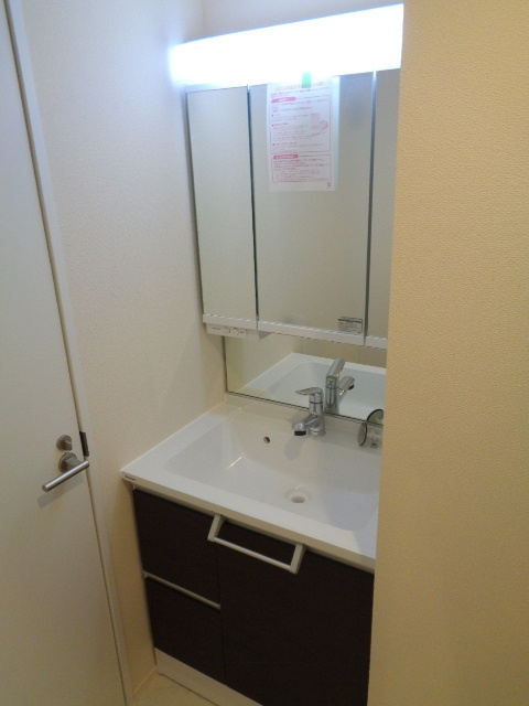 シャローヒルズ小町の洗面所