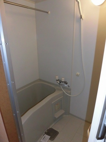 グローリの浴室