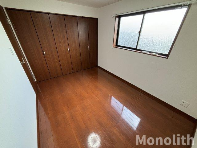 メゾネットアーリアの洋室