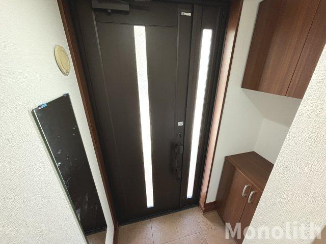 メゾネットアーリアの玄関