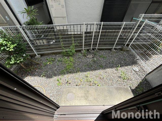 メゾネットアーリアの庭