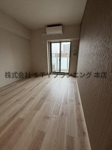 仲介手数料０円！リヴシティ泉の居間・リビング