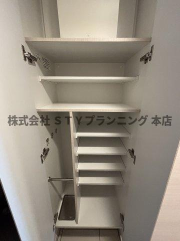 仲介手数料０円！リヴシティ泉の収納