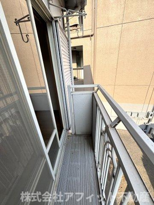【バルコニー】 | シャトルおおわ | 南東向き