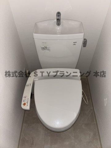 仲介手数料０円！ライブコート泉のトイレ