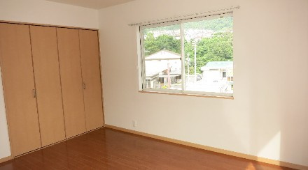 エミネンスコーポの洋室