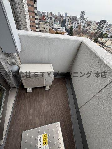 仲介手数料０円！アクアヒルズのバルコニー