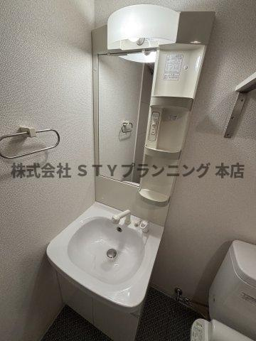 仲介手数料０円！アクアヒルズの洗面所