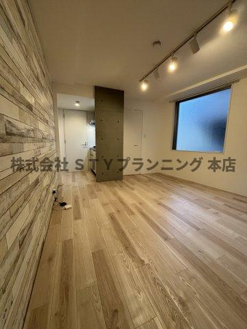 仲介手数料０円！ｑｕａｄｏｒ鶴舞の居間・リビング