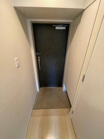 グラントレゾール浅草の玄関