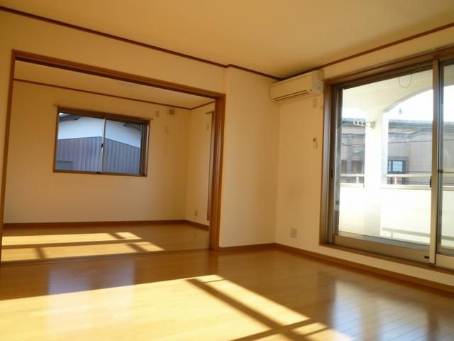 蔵屋マンション第四の居間・リビング