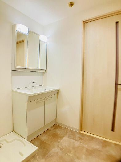 真栄マンション上脇の独立洗面台