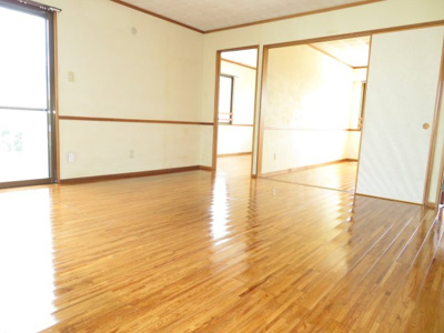  | パラストブルグ