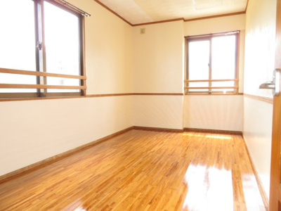  | パラストブルグ