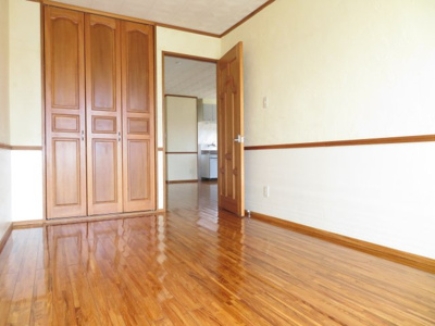  | パラストブルグ