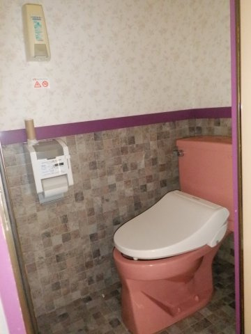 モーテルエコーのトイレ