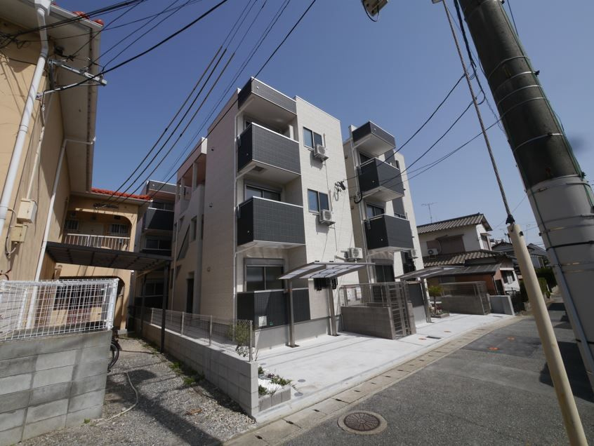 福岡市東区和白４丁目のアパート