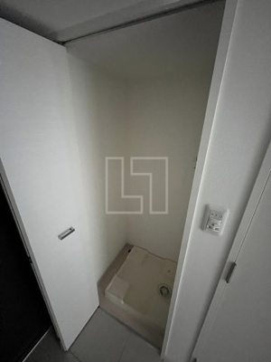 【設備】 | サムティ難波VIVO | サムティ難波VIVO　洗濯機置き場