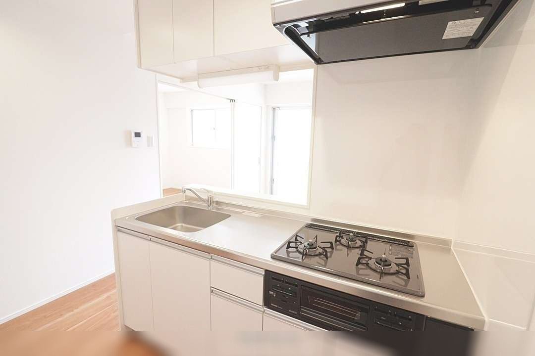 那覇市識名3丁目 2DKのキッチン