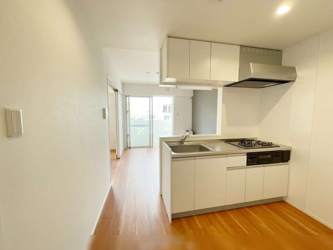 那覇市識名3丁目 2DKのキッチン