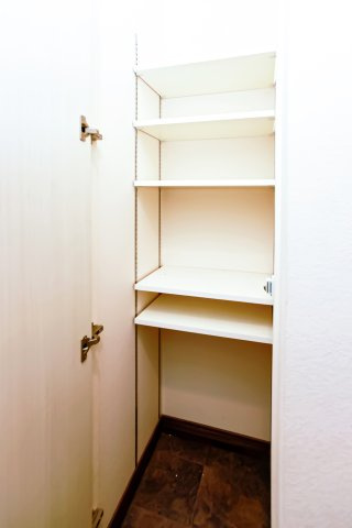 サヴォイグランデウォーターサイド　3階の収納|現状優先になります。